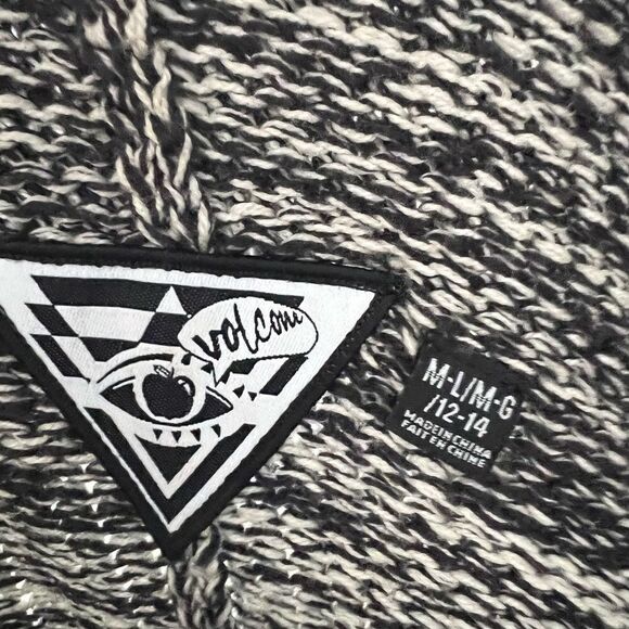 Volcom sweater - Picture 2 of 3